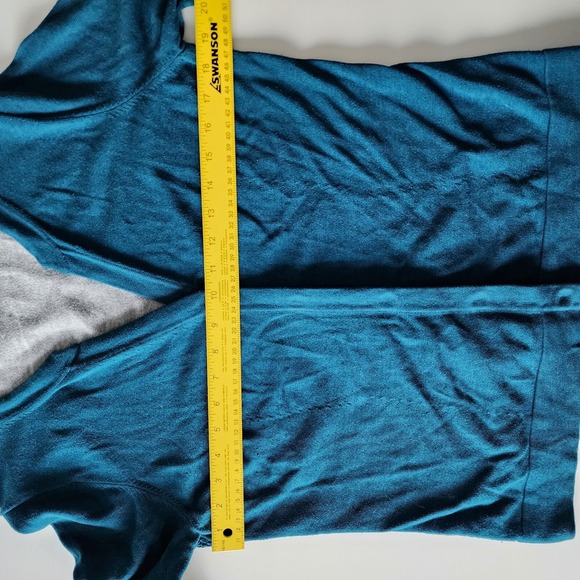 CAbi Ever Cardigan Sweater Womens Medium # 3368 Snap Front‎ Casual Teal Luxury - Picture 12 of 16